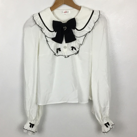 NWT Devil Inspired Bows and Ruffles Long Sleeve Blouse size L - Picture 1 of 12